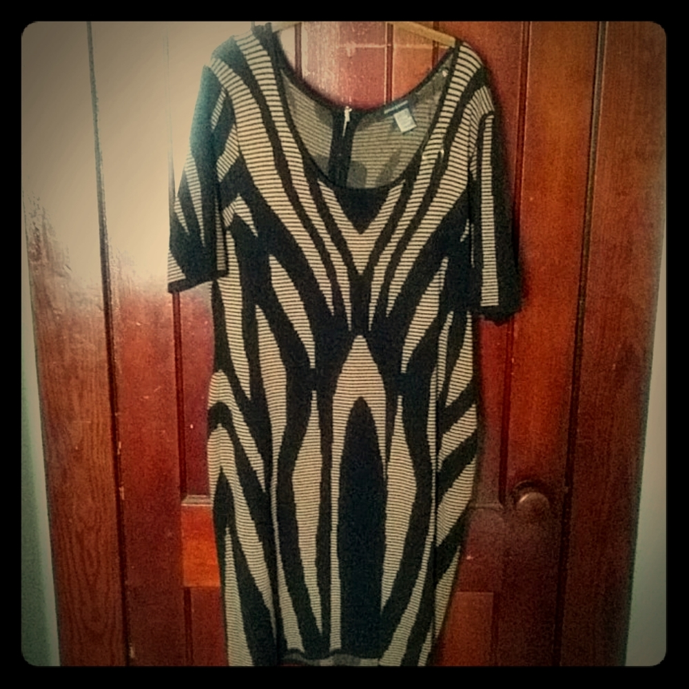 Ashley Stewart sweater knit body-con dress
